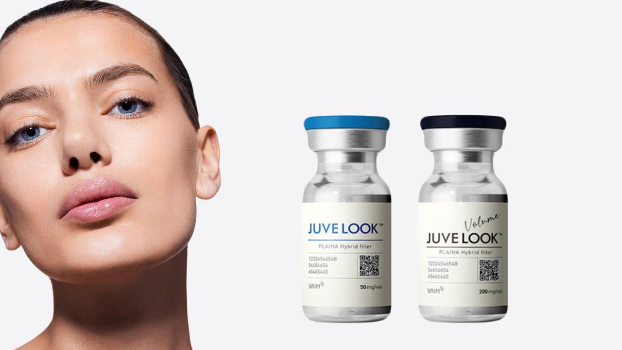 त्वचा कायाकल्प उपचार के बाद एक महिला के चेहरे की त्वचा की बनावट को बंद करें